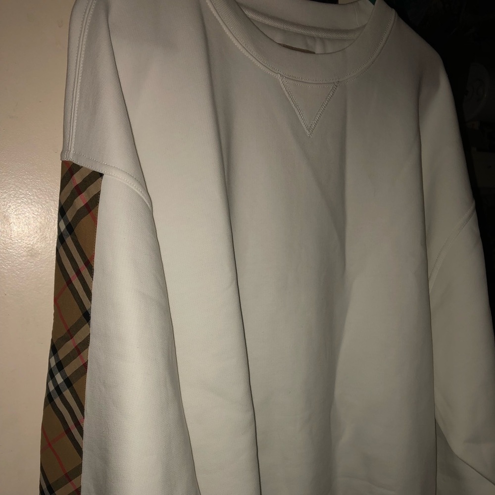 Burberry white sweater
